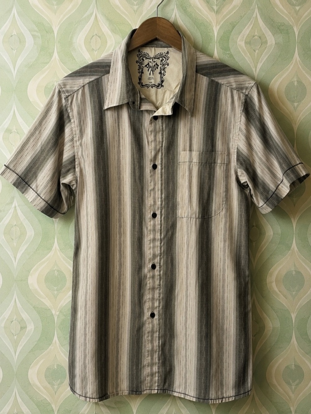 Prana cotton blend short-sleeve shirt - worn twice max out of a non-smoking home
